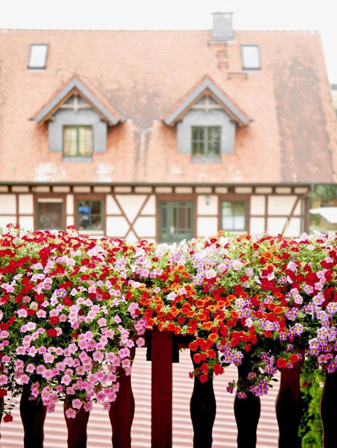 Pension Gruenes Herz Tonndorf Exterior photo